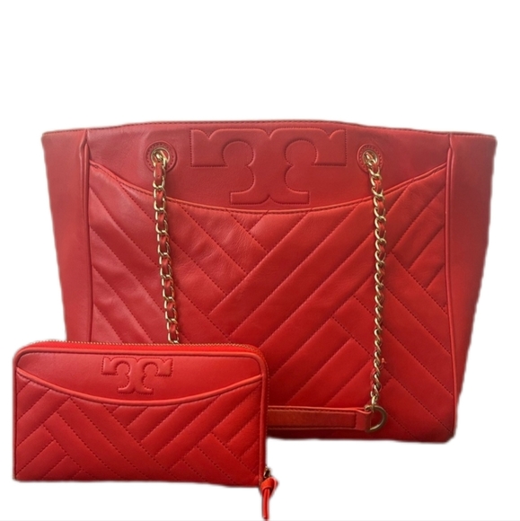 Tory Burch Handbags - TORI BURCH Tote and Wallet Set